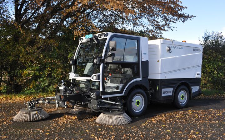 Neue Strassenwischmaschine