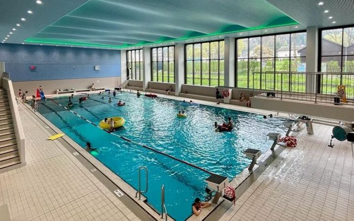 Hallenbad Öffnungszeiten Mai und Juni 2023